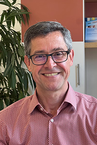 Mitarbeiter Fahramandi Dr. Farahmandi: Ramin Farahmandi